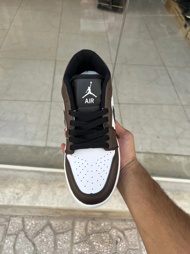 کتونی بسکتبال مردانه نایک ایر جردن 1 سفید قهوه ای تیره (Air Jordan 1 Low)