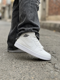 کفش بسکتبال نایکی دخترانه ایر جردن ۱ ساقدار مید تمام سفید - Nike Air Jordan 1 Mid Triple White