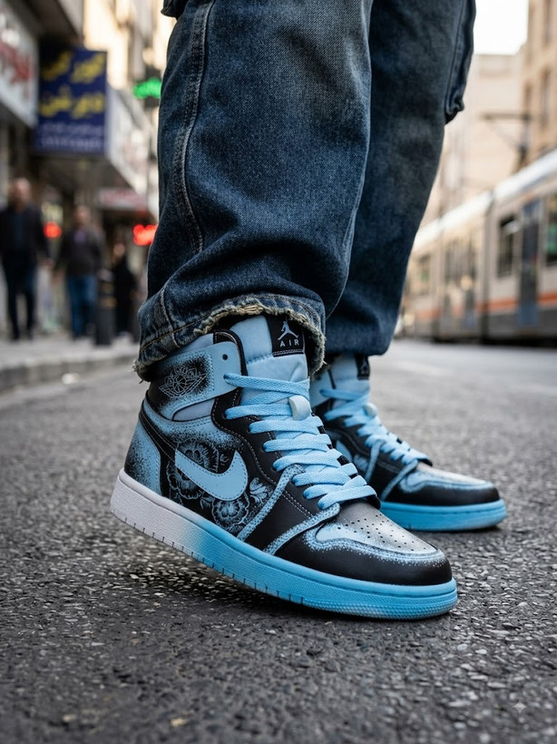کتونی بسکتبال ساق دار دخترانه کاستوم نایک ایر جردن ۱ مشکی آبی Nike Air Jordan