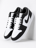 کتونی بسکتبال نایکی مردانه جردن ۱ ساق کوتاه مشکی سفید - Nike Air Jordan 1 Low
