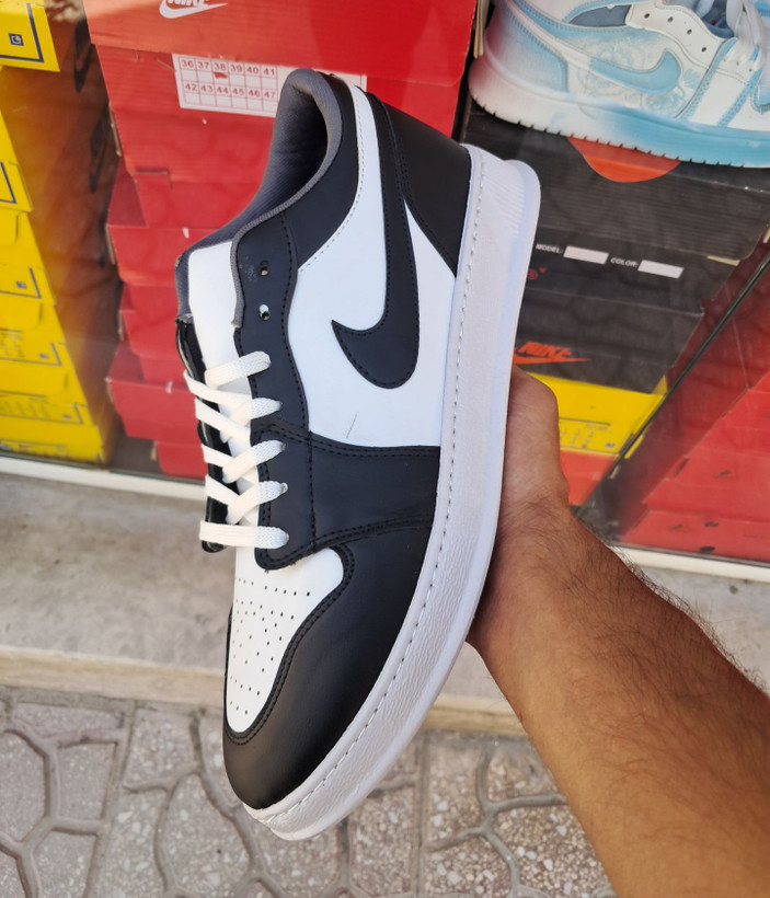 کتونی بسکتبال نایکی مردانه جردن ۱ ساق کوتاه مشکی سفید - Nike Air Jordan 1 Low