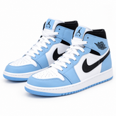 کتونی بسکتبال دخترانه ساق دار نایک ایر جردن ۱ آبی آسمانی (Nike Air Jordan 1 University Blue)