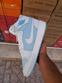 کتونی بسکتبال مردانه ساق دار نایک ایر جردن ۱ سفید آبی (Nike Air Jordan 1 University Blue