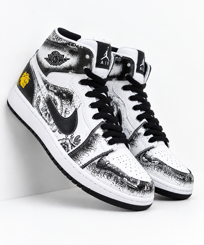 کتونی بسکتبال دخترانه نایکی ایر جردن ساقدار فمیلی مشکی سفید Nike Air Jordan 1