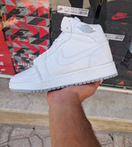 کفش بسکتبال نایکی دخترانه ایر جردن ۱ ساقدار مید تمام سفید - Nike Air Jordan 1 Mid Triple White