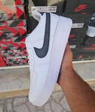 کتونی نایک ایرفورس ۱مردانه (Nike Air Force 1) بزرگ پا سفید لوگو مشکی 44 تا 47